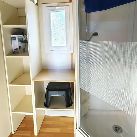 Climatise Pour 6, Calme Avec Piscine Et Parking - Fr-1-607-59 * Agde