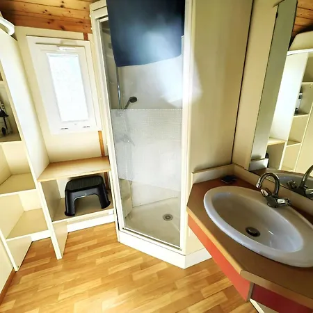 Climatise Pour 6, Calme Avec Piscine Et Parking - Fr-1-607-59