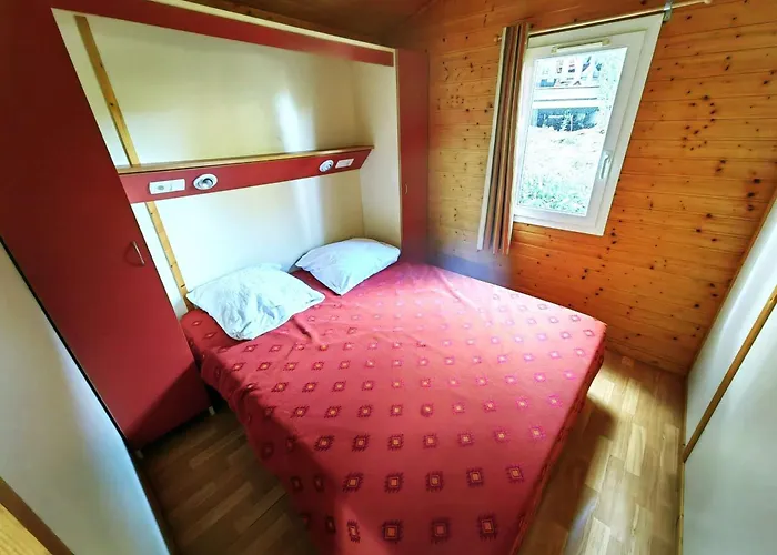 Chalet Climatisé 6 Pers., Piscine Chauffée, Parking, Terrasse Teck, Calme Près Plages Et Commerces - Fr-1-607-59 *