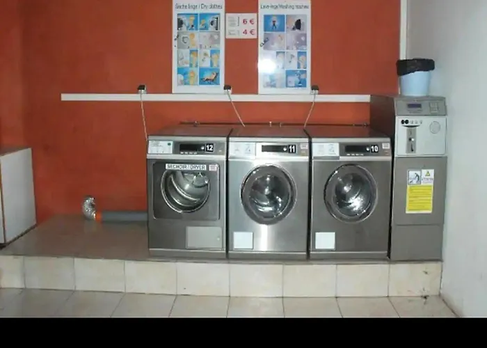 Climatise Pour 6, Calme Avec Piscine Et Parking - Fr-1-607-59